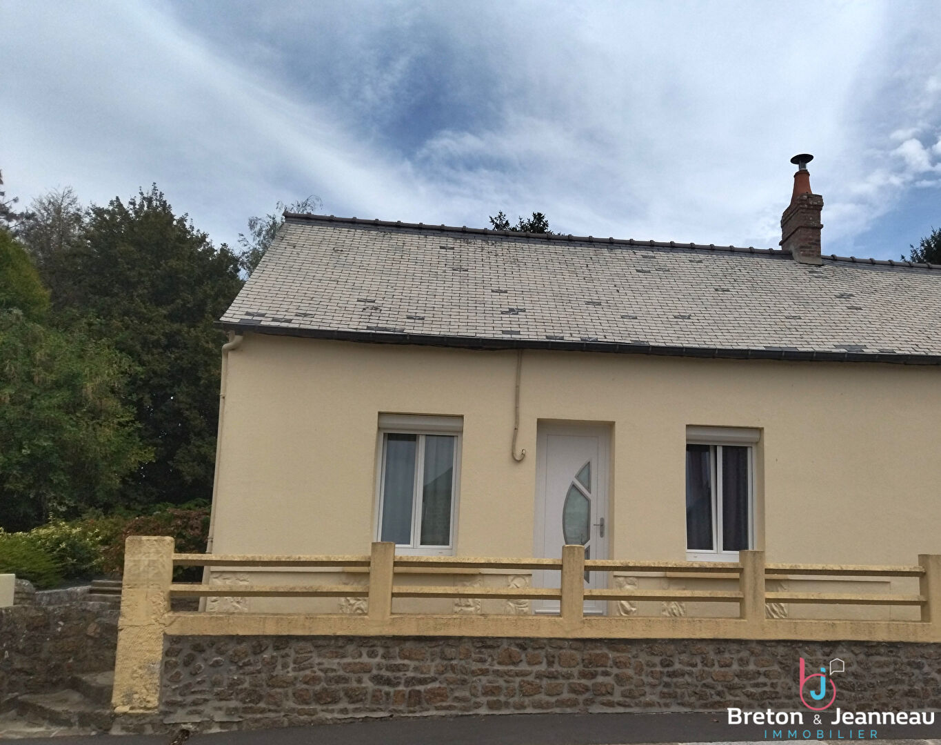 Maison 2 pièces 48 m² · à Charchigné · 48 m² · 320 €/mois