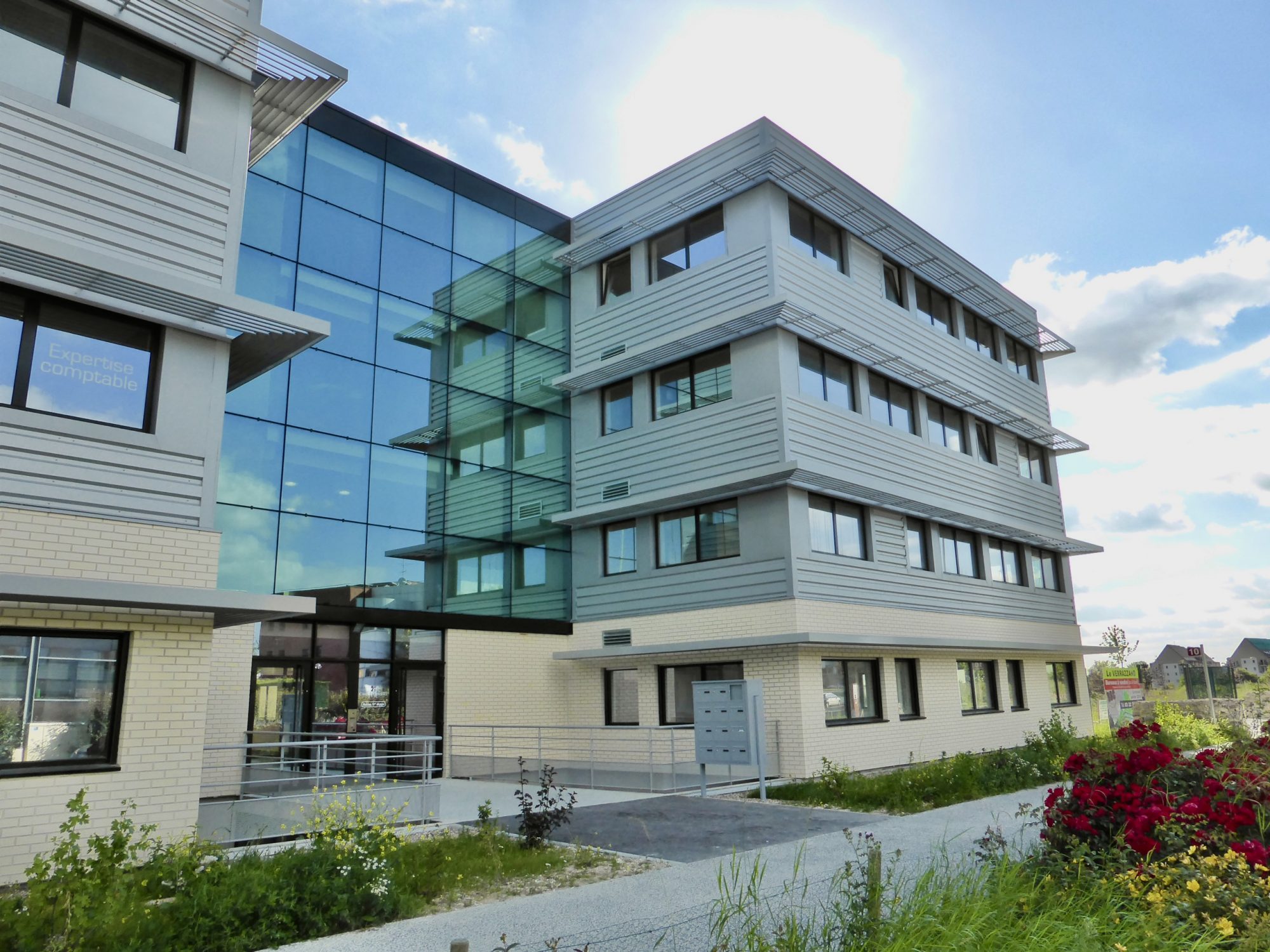 Local Professionnel 186m² BOVES 80440 BOVES