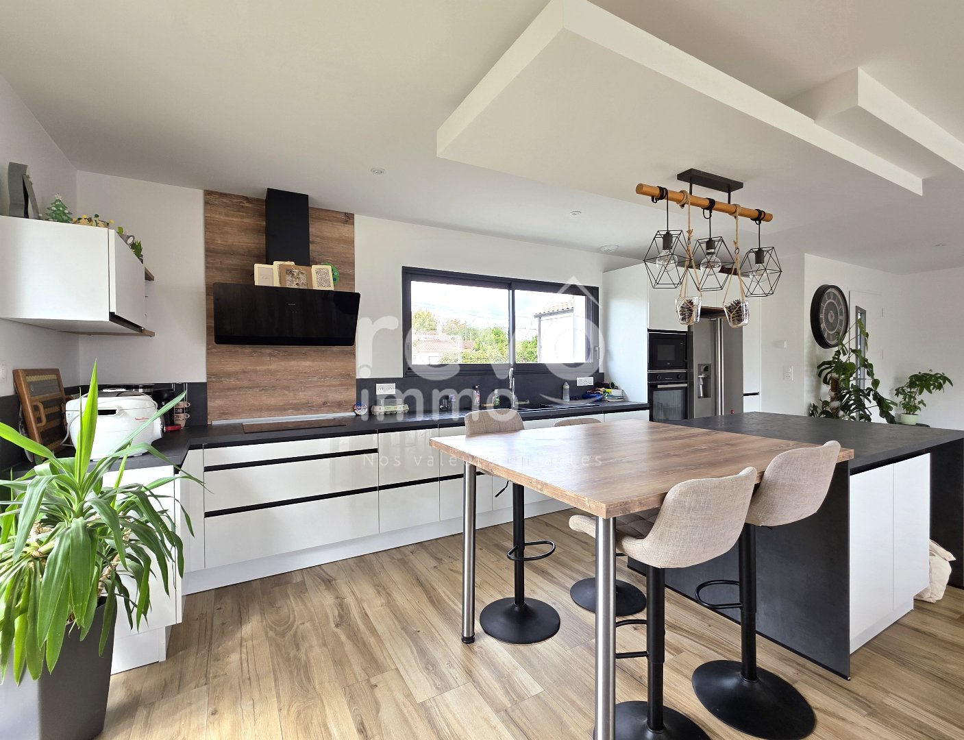 Maison 4 pièces 145 m² · à Saint-Philbert-de-Grand-Lieu · 145 m² · 376 000 €