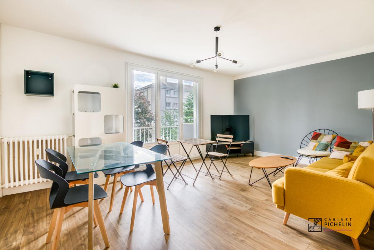 Appartement 5 pièces 85 m² · à Saint-Sébastien-sur-Loire · 85 m² · 990 €/mois