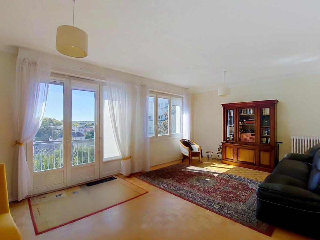Appartement 4 pièces 94 m² · à Lorient · 94 m² · 309 750 €