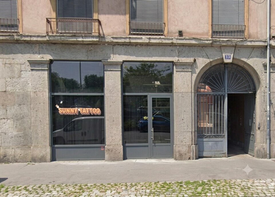 Local commercial 72 m² · à Lyon 02 · 72 m² · 1 300 €/mois