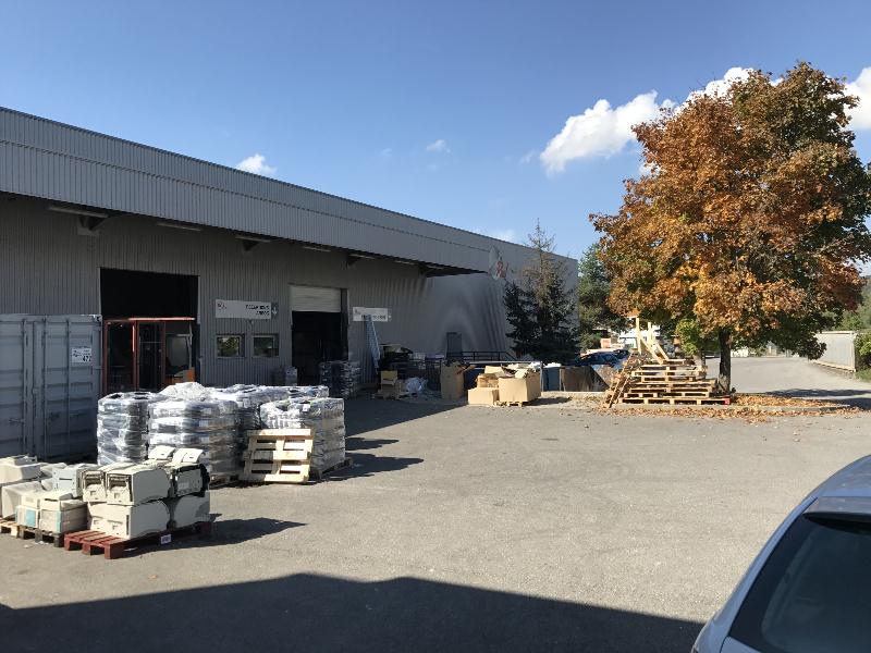 Local commercial 2000 m² · à Annecy · 2 000 m² · 15 000 €/mois