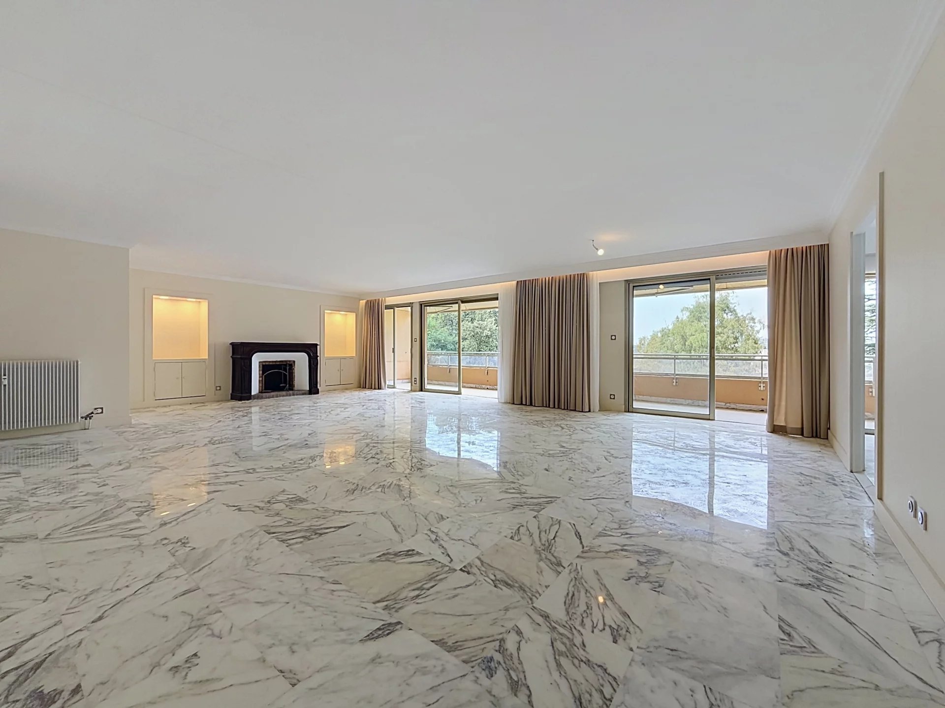 Appartement 4 pièces 153 m² · à Nice · 153 m² · 1 190 000 €