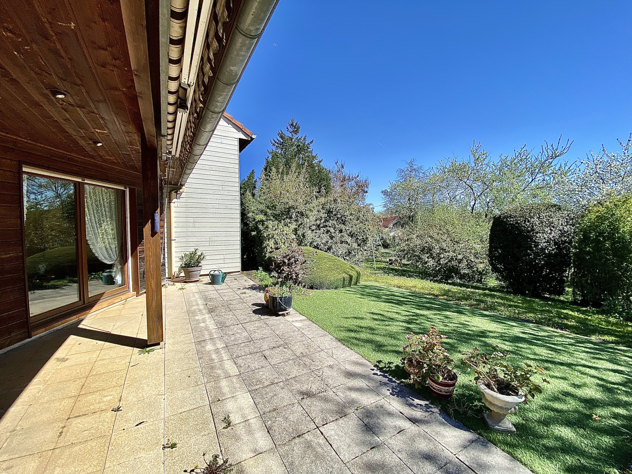 Maison 7 pièces 128 m² · à Hauteville-lès-Dijon · 128 m² · 400 000 €