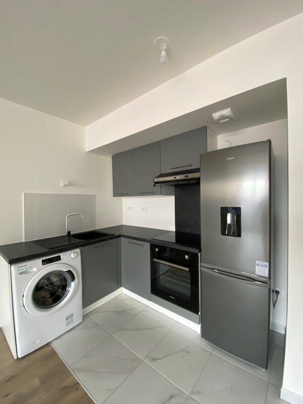 Appartement 2 pièces 42 m² · à Asnieres sur Seine · 42 m² · 1 214 €/mois