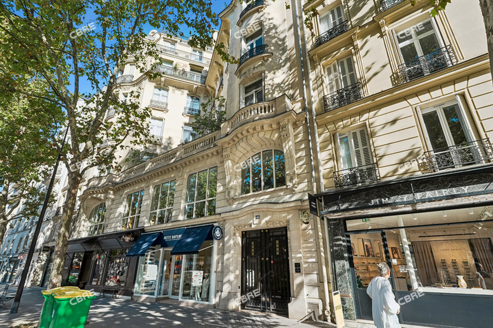 Local commercial 339 m² · à Paris 17e Arrondissement · 339 m² · 4 300 000 €