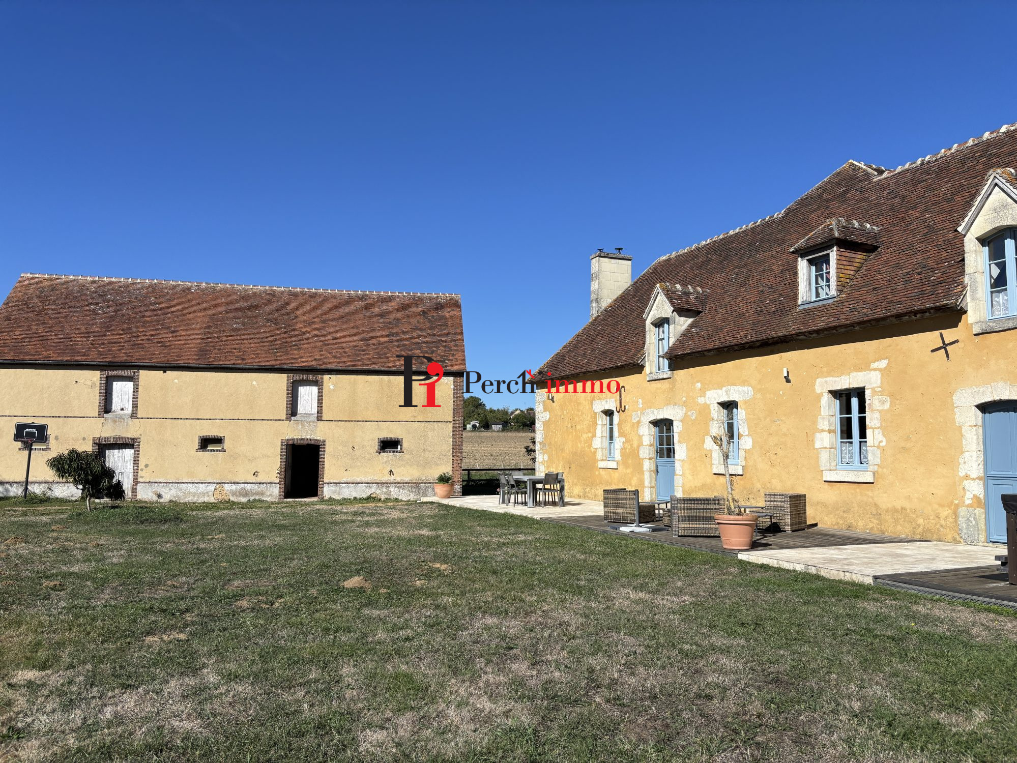 Maison 9 pièces 248 m² · à Cour-Maugis sur Huisne · 248 m² · 795 000 €