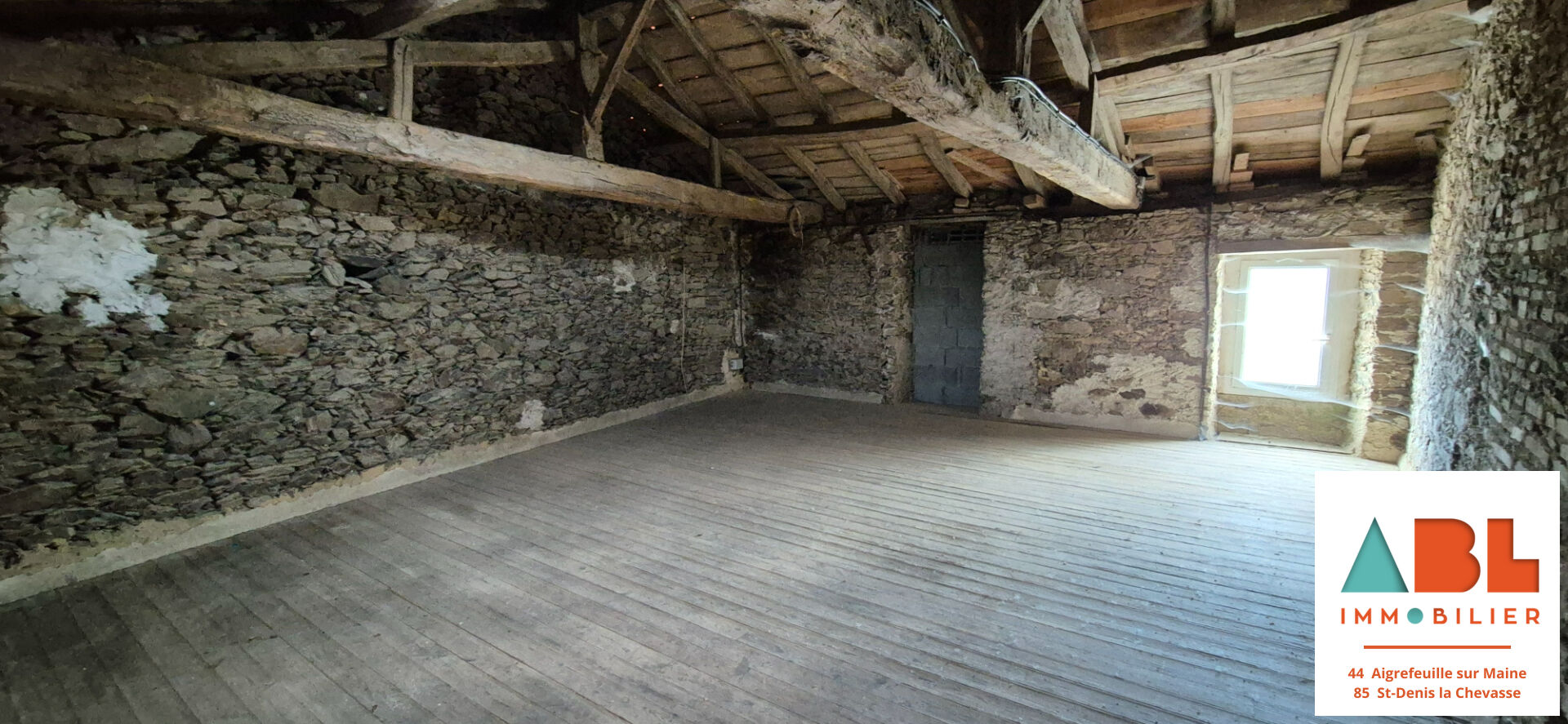 Maison – CHAVAGNES EN PAILLERS VENDEE PAYS-DE-LA-LOIRE - Vue 5