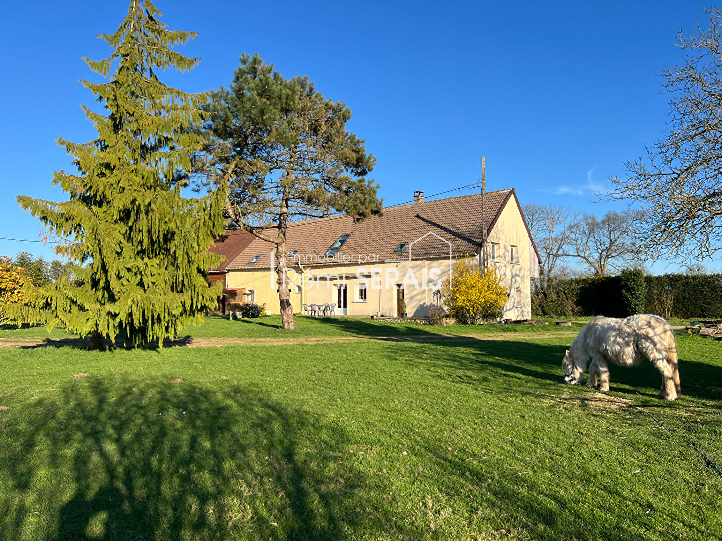 Maison 9 pièces 220 m² · à Sées · 220 m² · 218 325 €