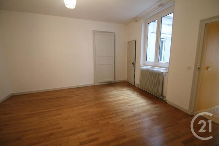 Appartement – GANNAT ALLIER AUVERGNE-RHÔNE-ALPES - Vue 4