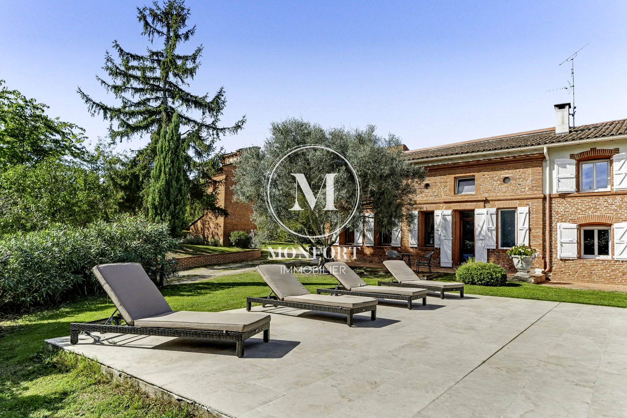 Maison 9 pièces 417 m² · à Castelmaurou · 417 m² · 995 000 €