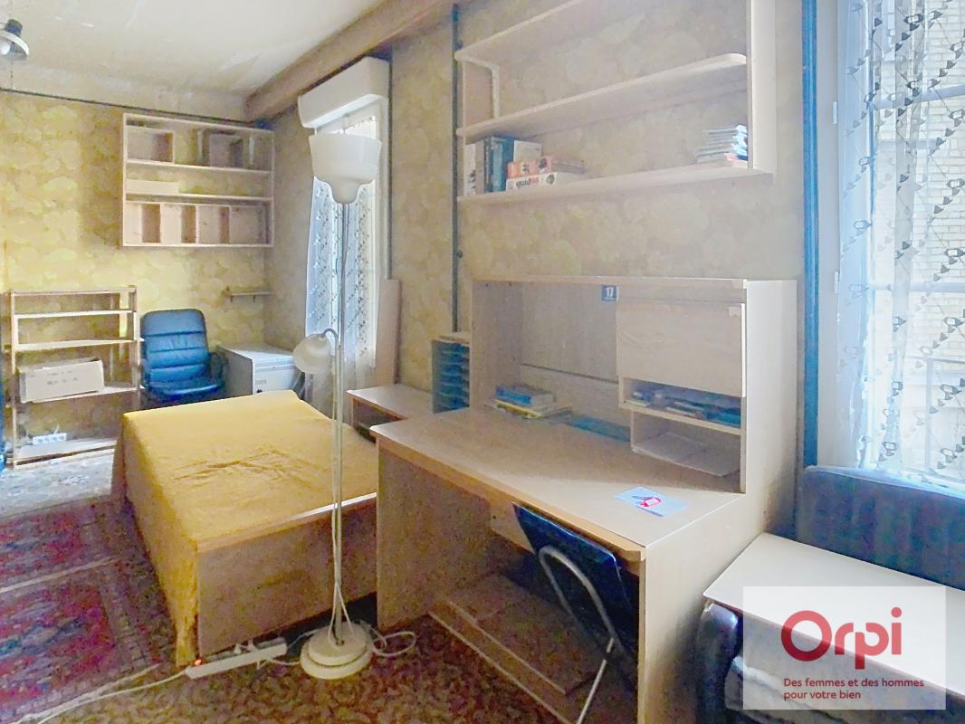 Appartement – ISSY LES MOULINEAUX HAUTS-DE-SEINE ILE-DE-FRANCE - Vue 4