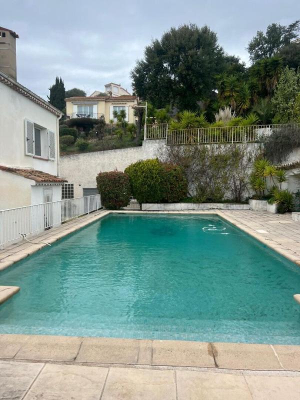 Maison 7 pièces 200 m² · à Mandelieu-la-Napoule · 200 m² · 945 000 €