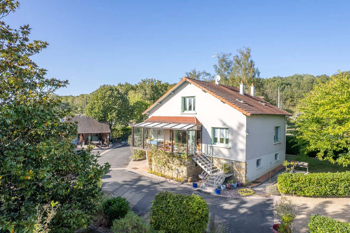 Maison 7 pièces 200 m² · à Thénioux · 200 m² · 400 000 €