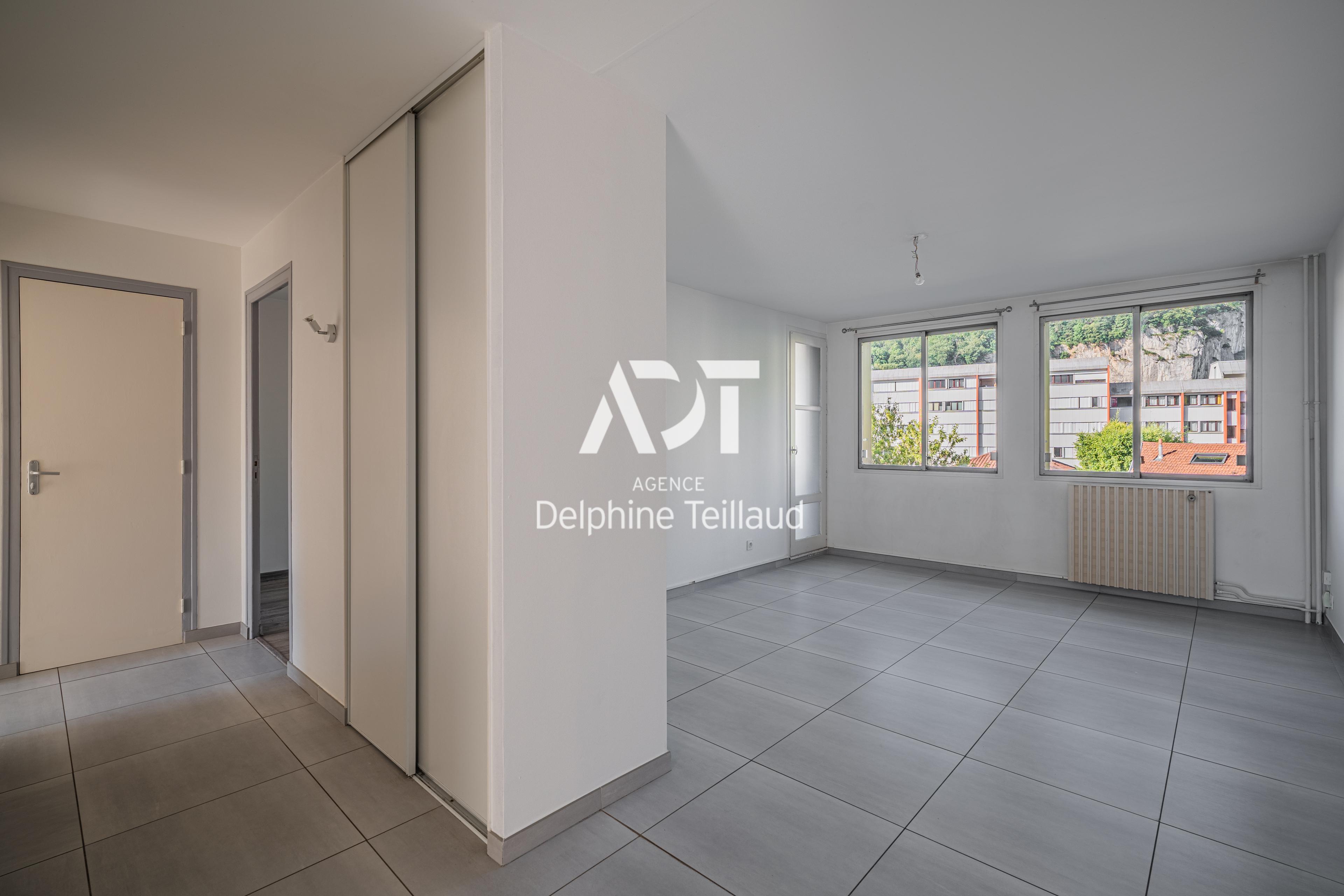 Appartement 3 pièces 66 m² · à Fontaine · 66 m² · 790 €/mois