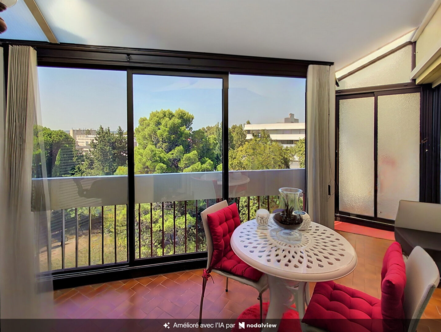 Appartement – AVIGNON VAUCLUSE PROVENCE-ALPES-COTE-D-AZUR - Vue 2