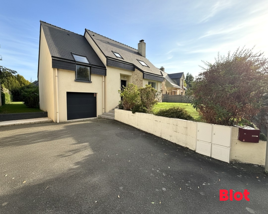 Maison 6 pièces 113 m² · à Saint-Grégoire · 113 m² · 449 900 €