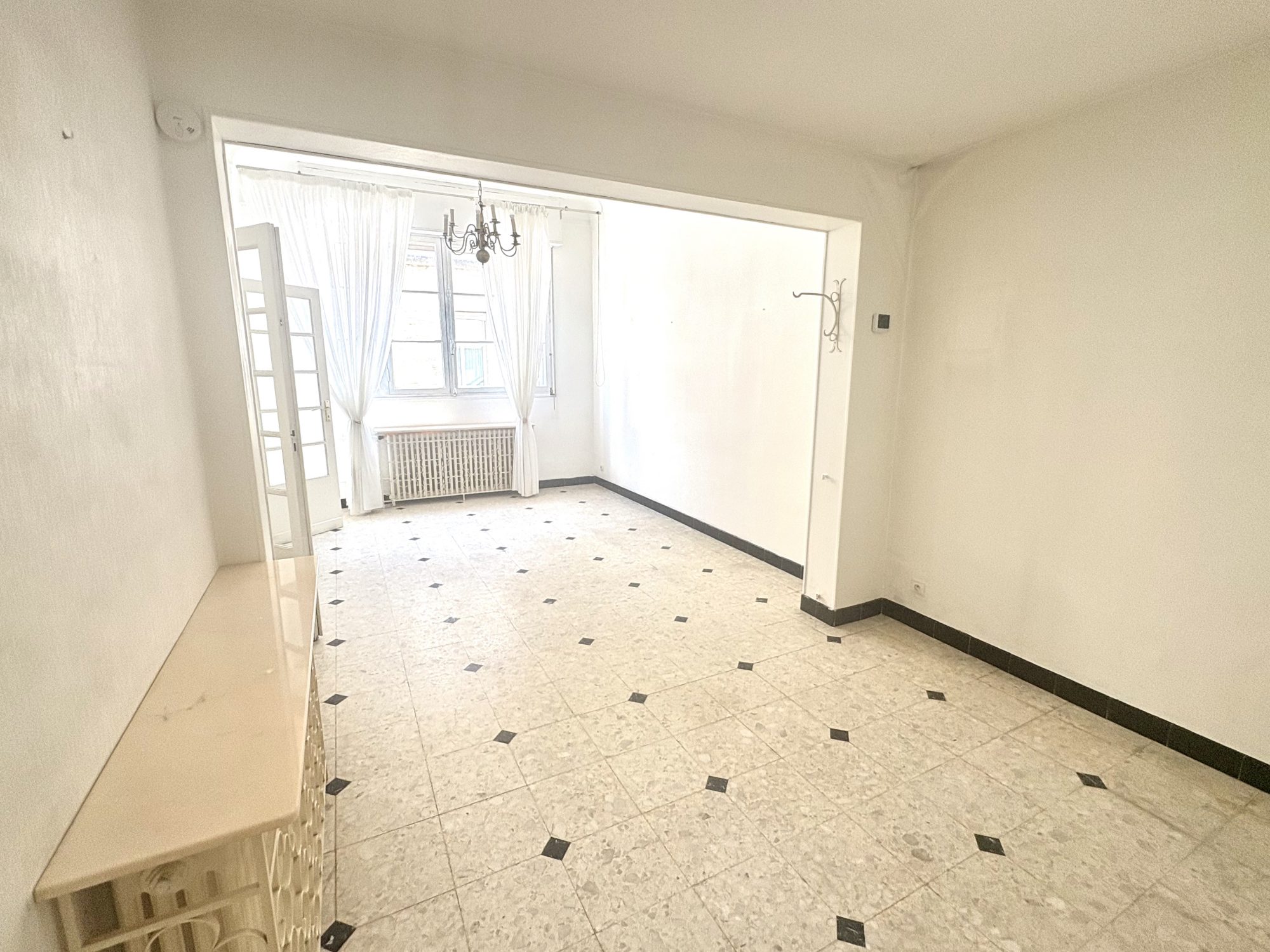 Maison 3 pièces 80 m² · à Bordeaux · 80 m² · 1 300 €/mois