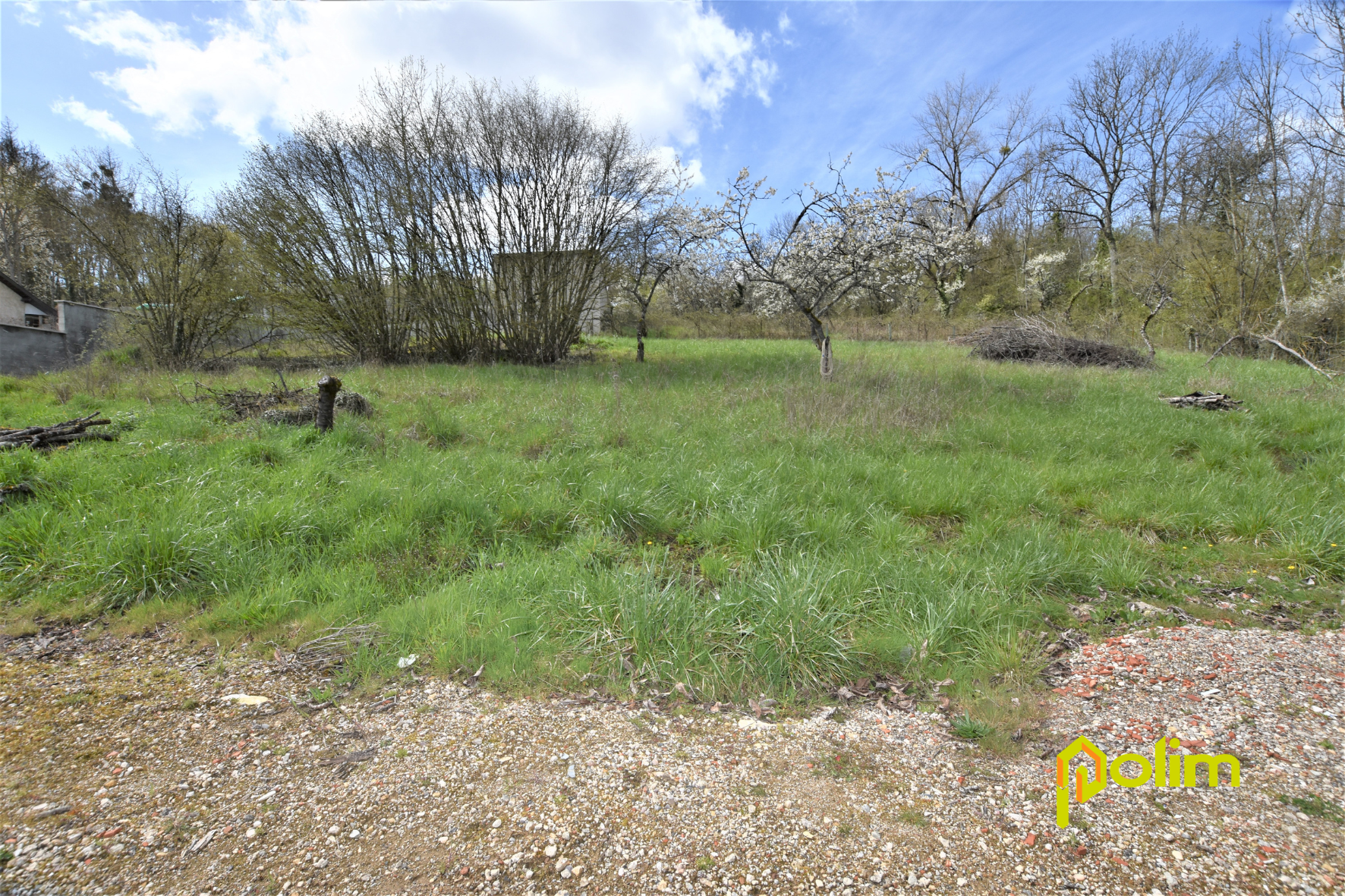 Terrain 1553 m² · à Pont-À-Mousson · 1 553 m² · 91 800 €