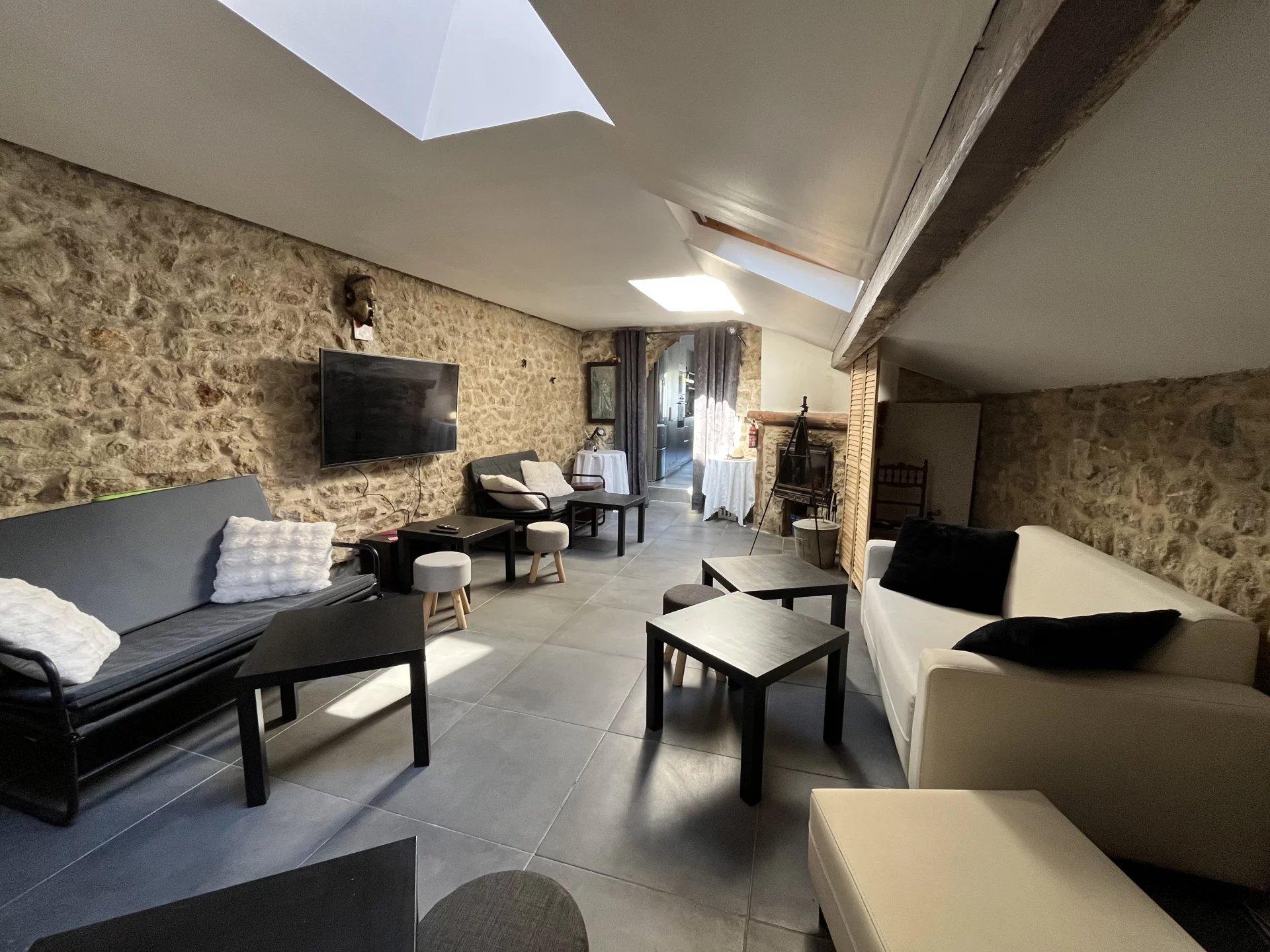 Maison 6 pièces 176 m² · à Soyons · 176 m² · 228 000 €