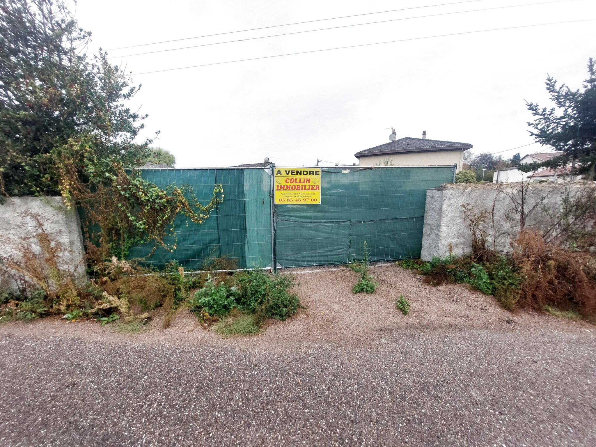 Terrain 700 m² · à Lunéville · 700 m² · 40 000 €