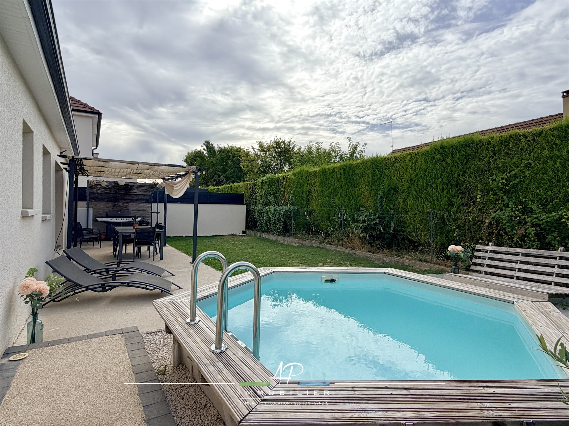 Maison 5 pièces 95 m² · à Saint-Julien · 95 m² · 325 000 €