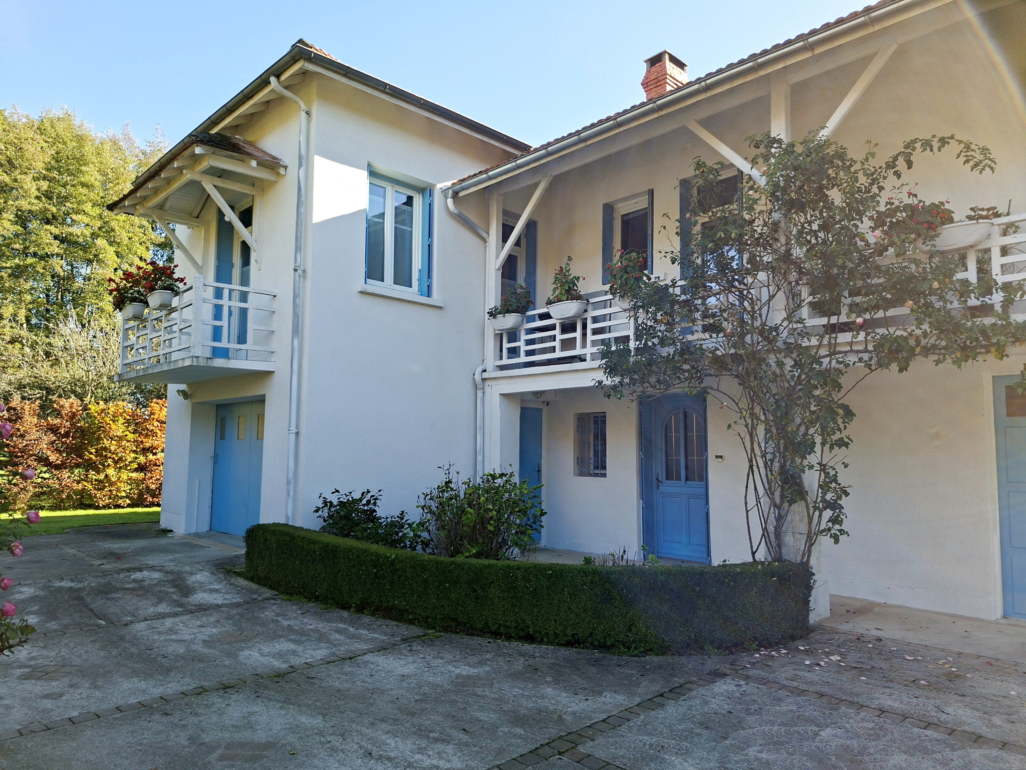 Maison 6 pièces 185 m² · à Saint-Astier · 185 m² · 235 000 €