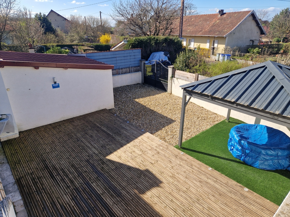 Maison 8 pièces 189 m² · à Neublans-Abergement · 189 m² · 148 000 €