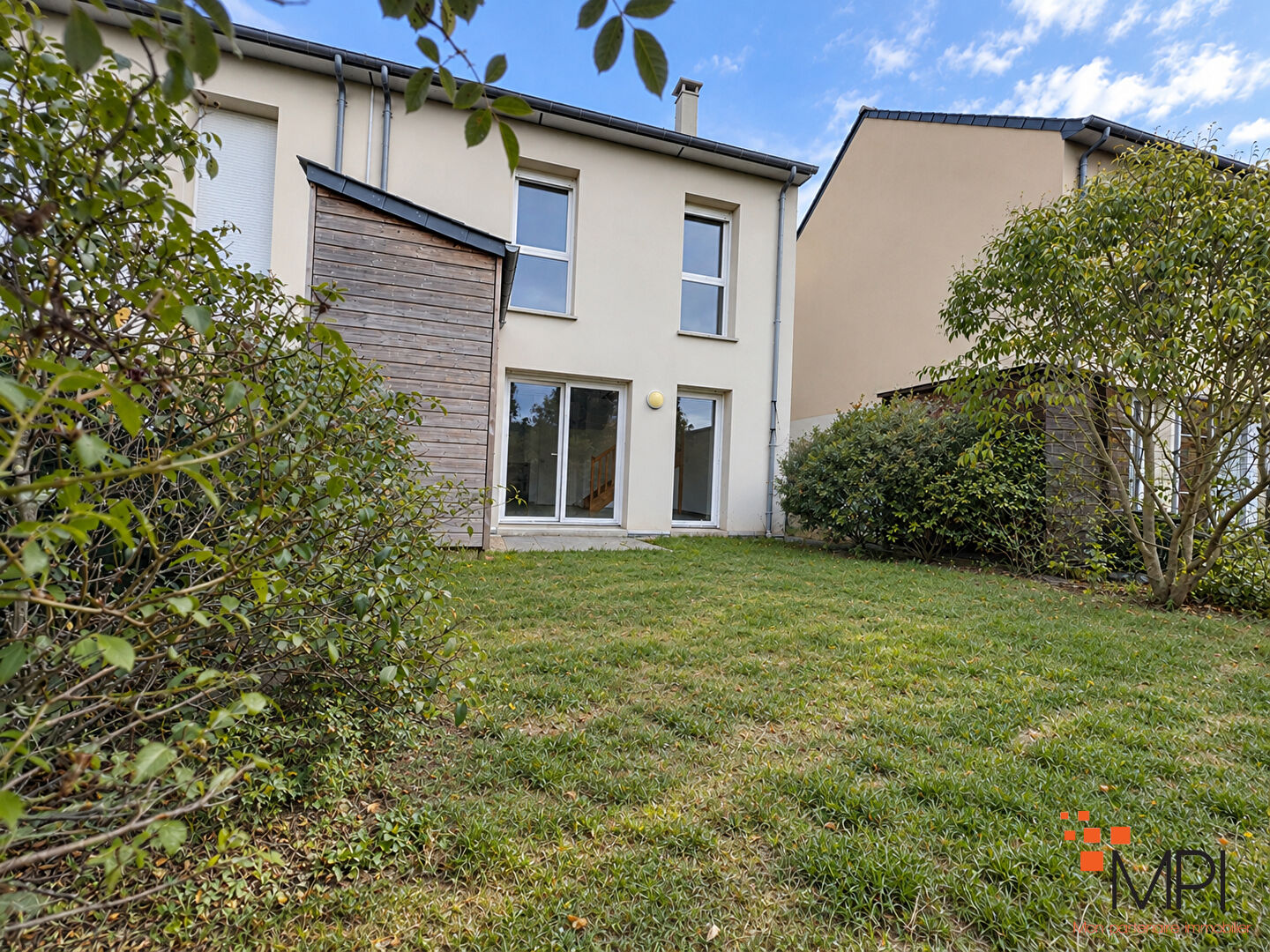 Maison 5 pièces 80 m² · à L'Hermitage · 80 m² · 236 025 €