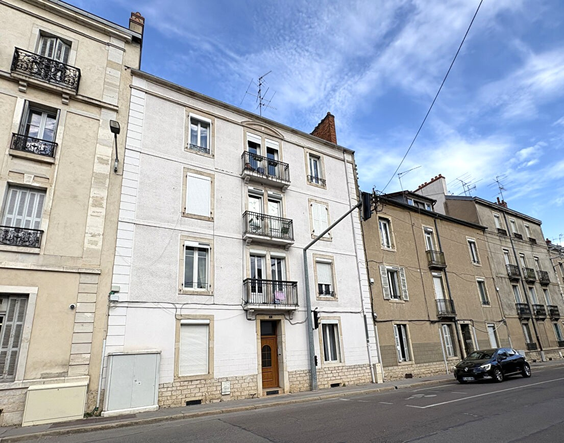 Appartement 2 pièces 47 m² · à Dijon · 47 m² · 126 000 €