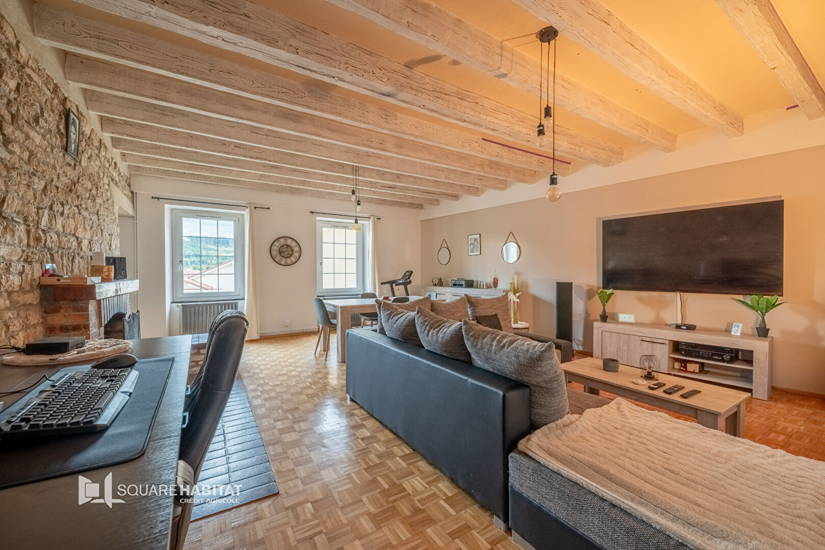 Maison 4 pièces 298 m² · à Levier · 298 m² · 392 000 €