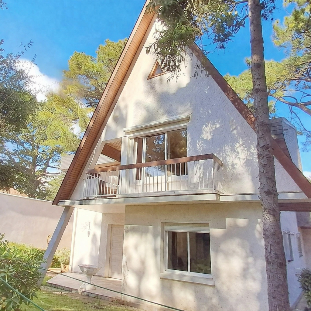 Maison 7 pièces 144 m² · à La Baule-Escoublac · 144 m² · 977 600 €