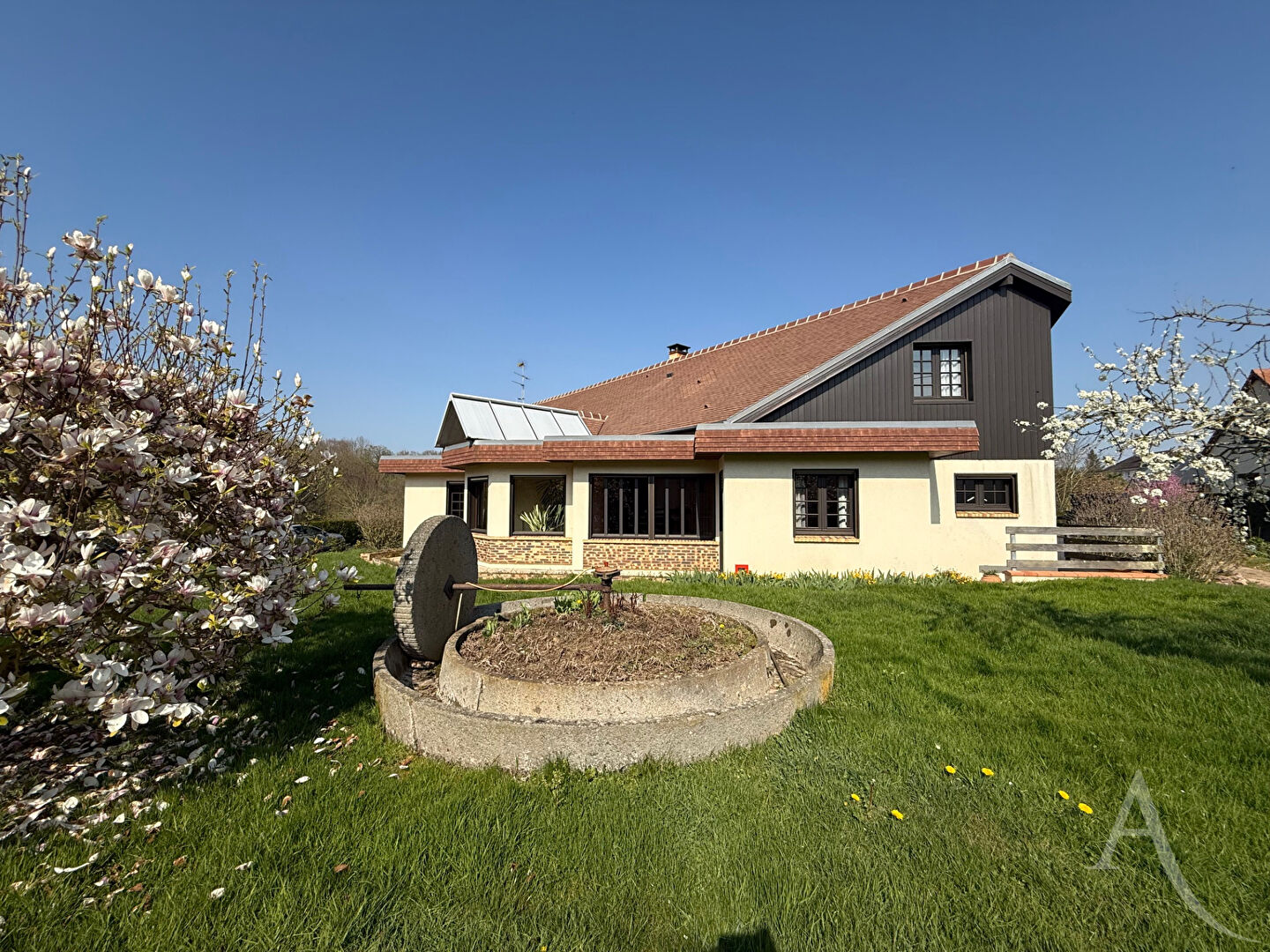 Maison 6 pièces 219 m² · à Caen · 219 m² · 439 000 €