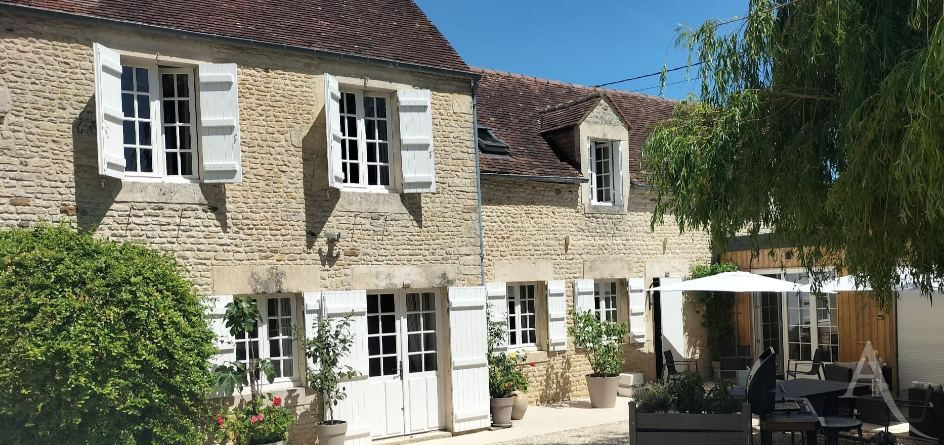 Maison 7 pièces 155 m² · à Vendeuvre · 155 m² · 299 900 €