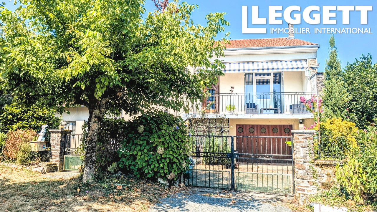 Maison 8 pièces 84 m² · à Mialet · 84 m² · 114 450 €