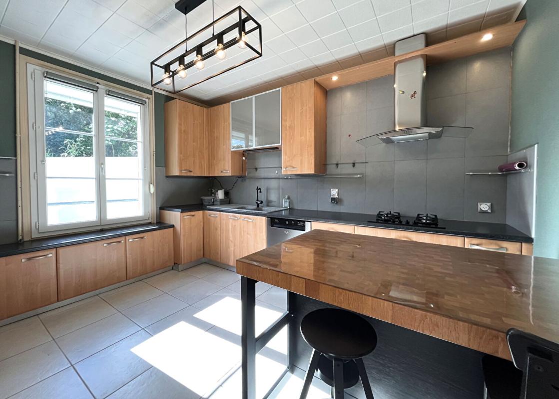 Maison – NOYON OISE HAUTS-DE-FRANCE - Vue 5