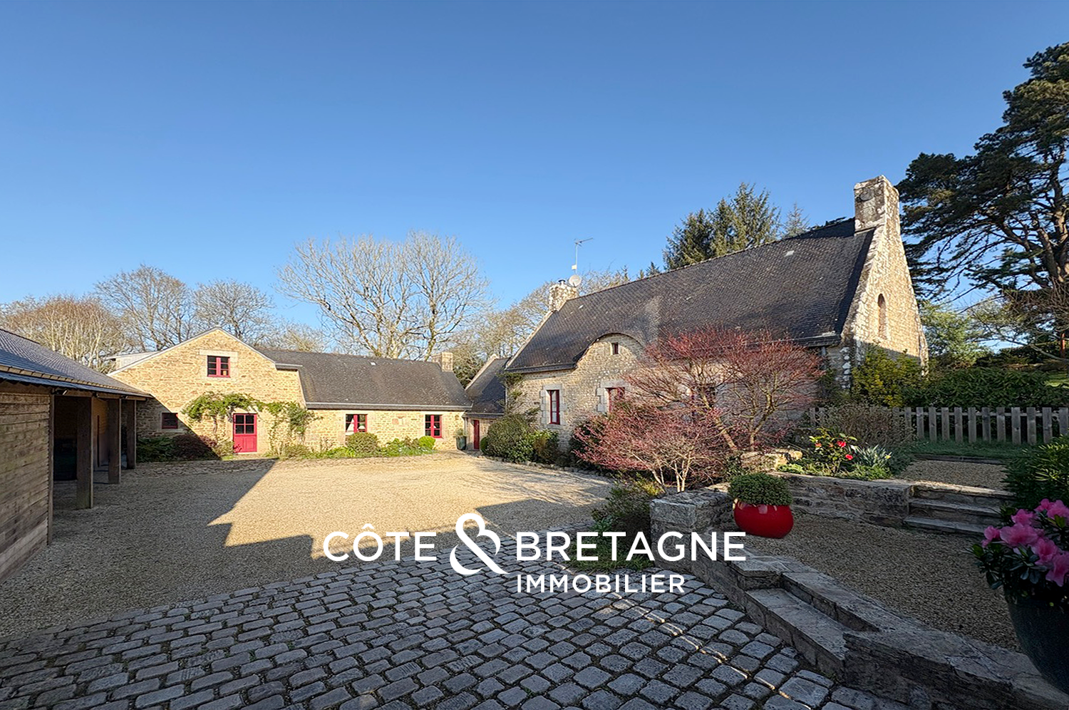 Maison 10 pièces 332 m² · à Guidel · 332 m² · 1 195 776 €