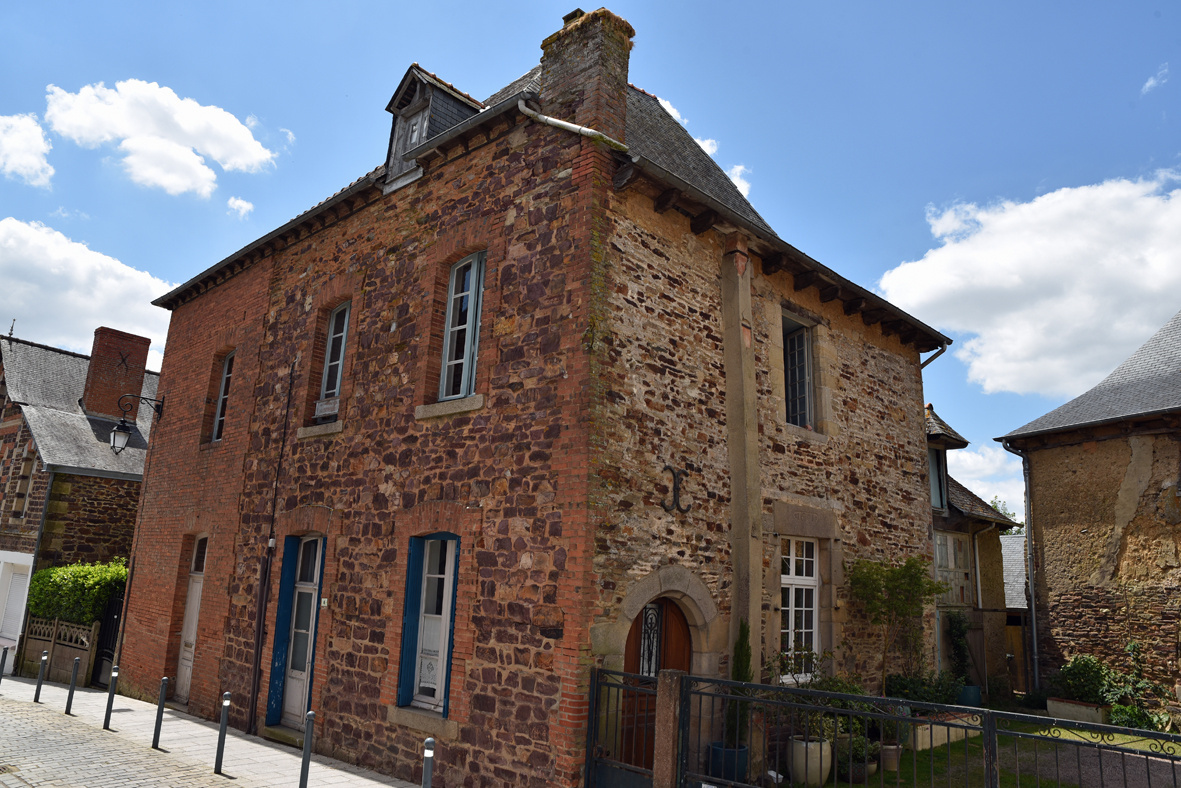 Maison 6 pièces 110 m² · à Saint-Méen-le-Grand · 110 m² · 190 800 €