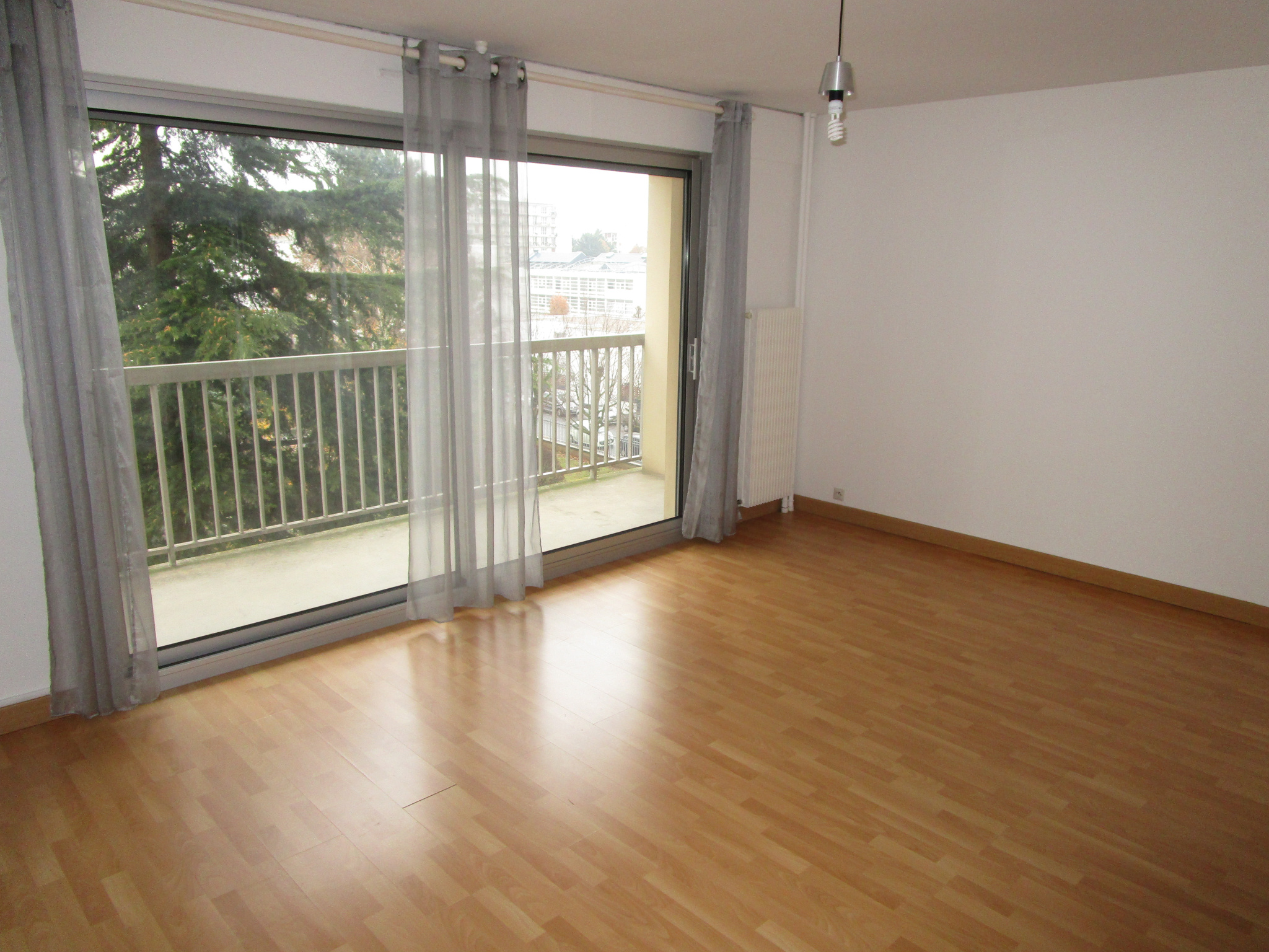 Appartement 1 pièce 30 m² · à Reims · 30 m² · 555 €/mois