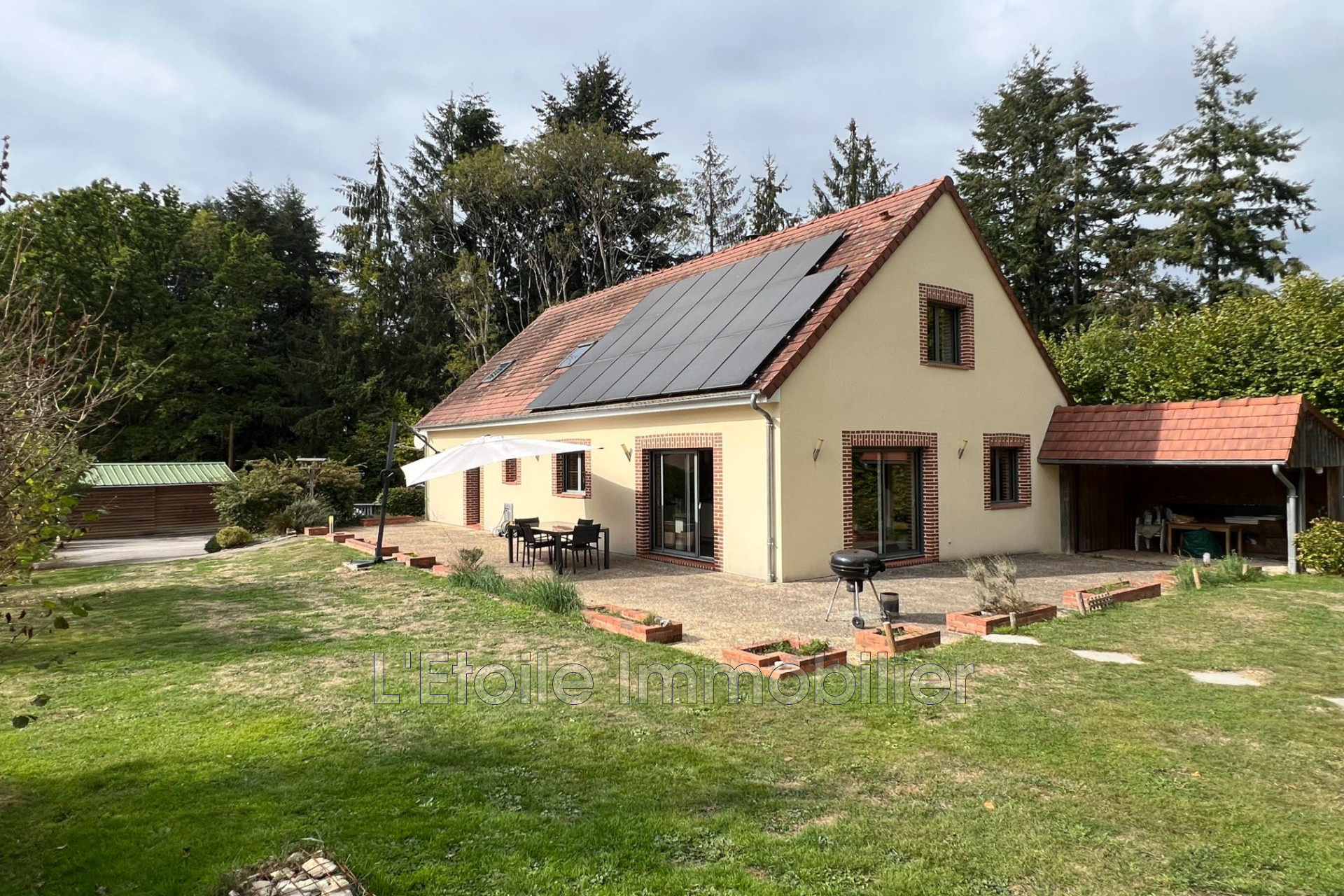 Maison 5 pièces 149 m² · à Tourouvre au Perche · 149 m² · 325 000 €