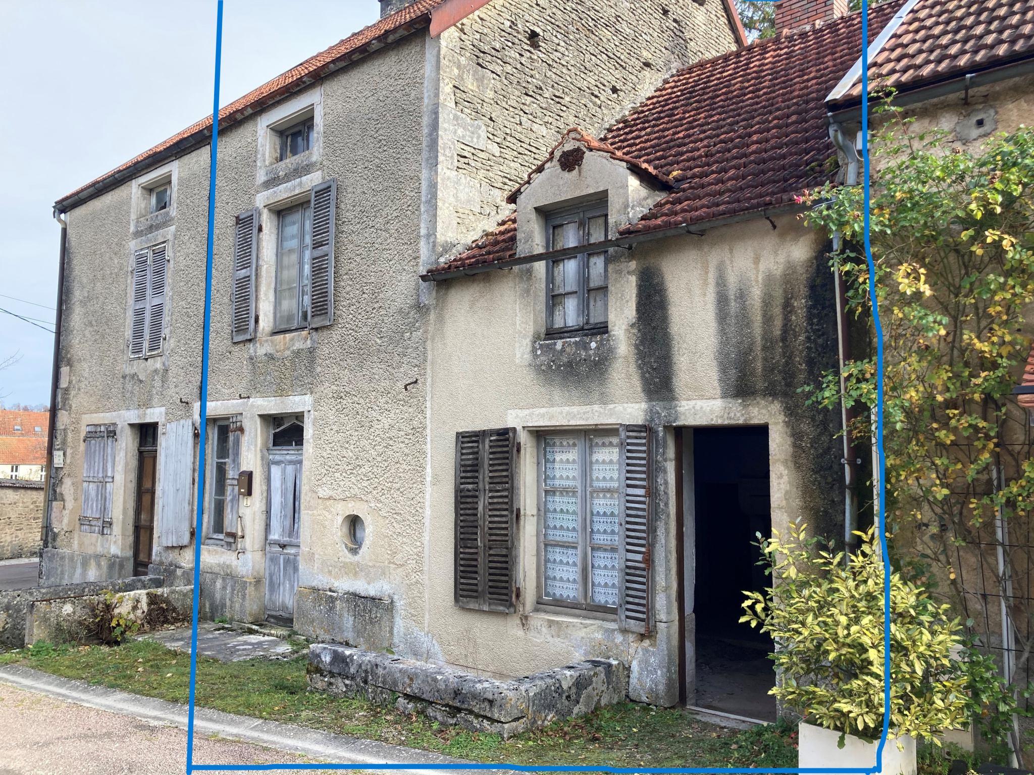Maison 4 pièces 110 m² · à Essarois · 110 m² · 15 000 €