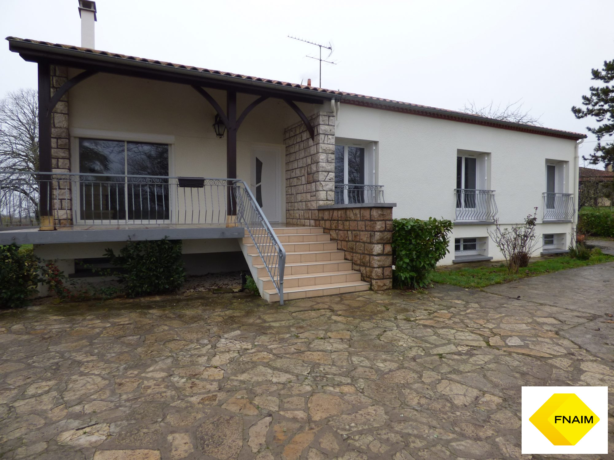 Maison à Laroque-Timbaut