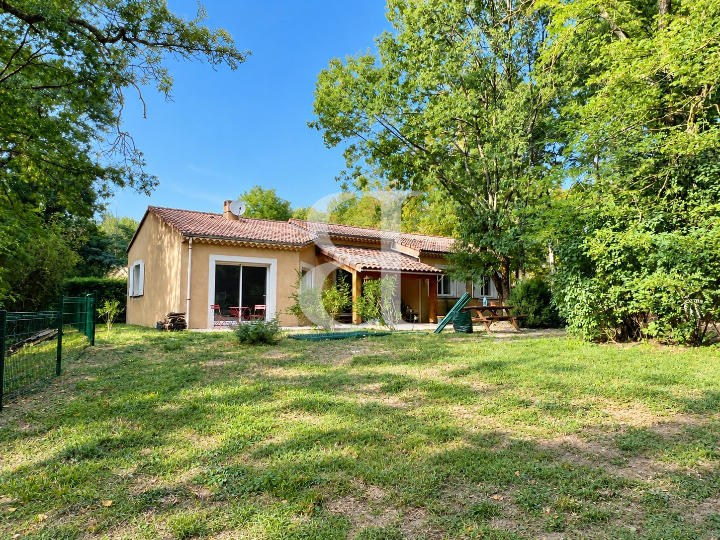 Maison 4 pièces 105 m² · à Dieulefit · 105 m² · 360 000 €
