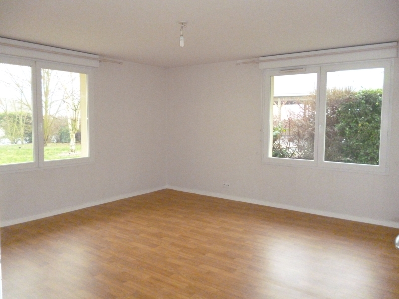 Appartement 3 pièces 70 m² · à Chécy · 70 m² · 715 €/mois