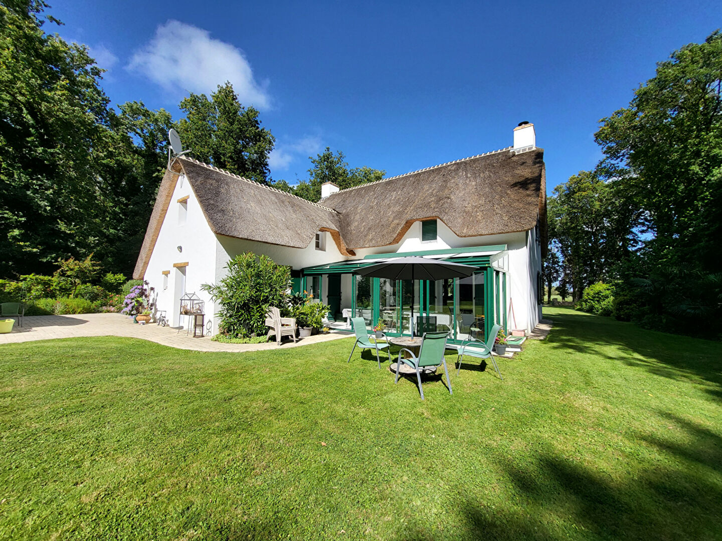 Maison 6 pièces 180 m² · à Saint-Lyphard · 180 m² · 549 000 €