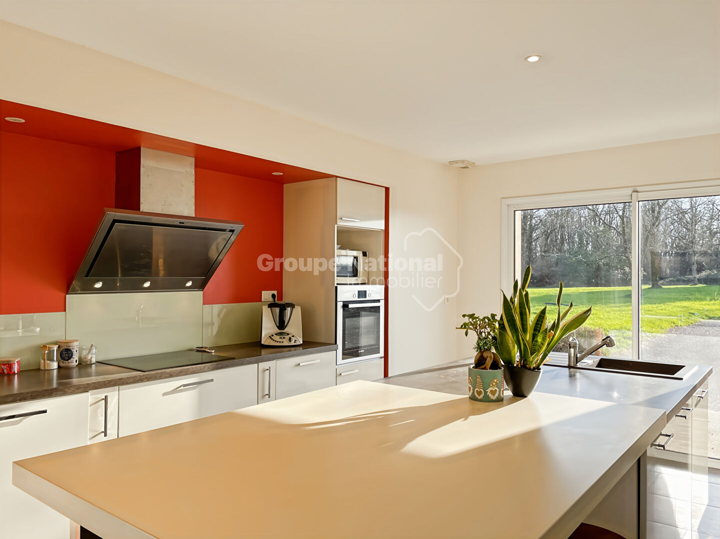 Maison 8 pièces 190 m² · à Sainte-Pazanne · 190 m² · 314 900 €