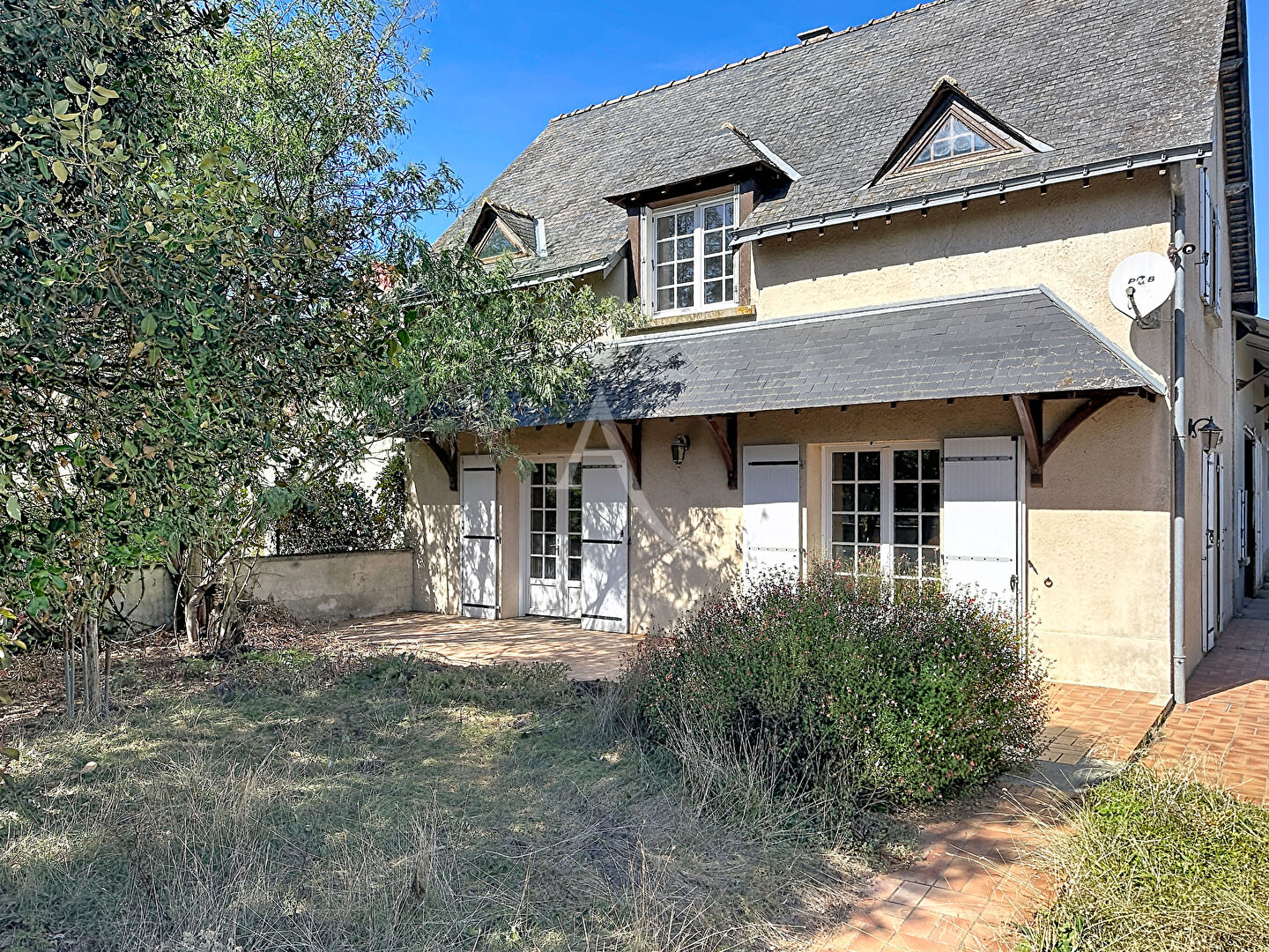 Maison 6 pièces 128 m² · aux Garennes sur Loire · 128 m² · 213 500 €