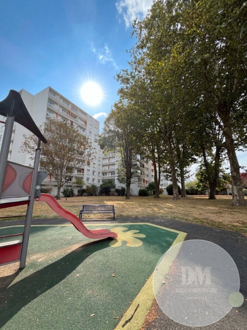 Appartement 4 pièces 78 m² · à Fleury-les-Aubrais · 78 m² · 150 400 €