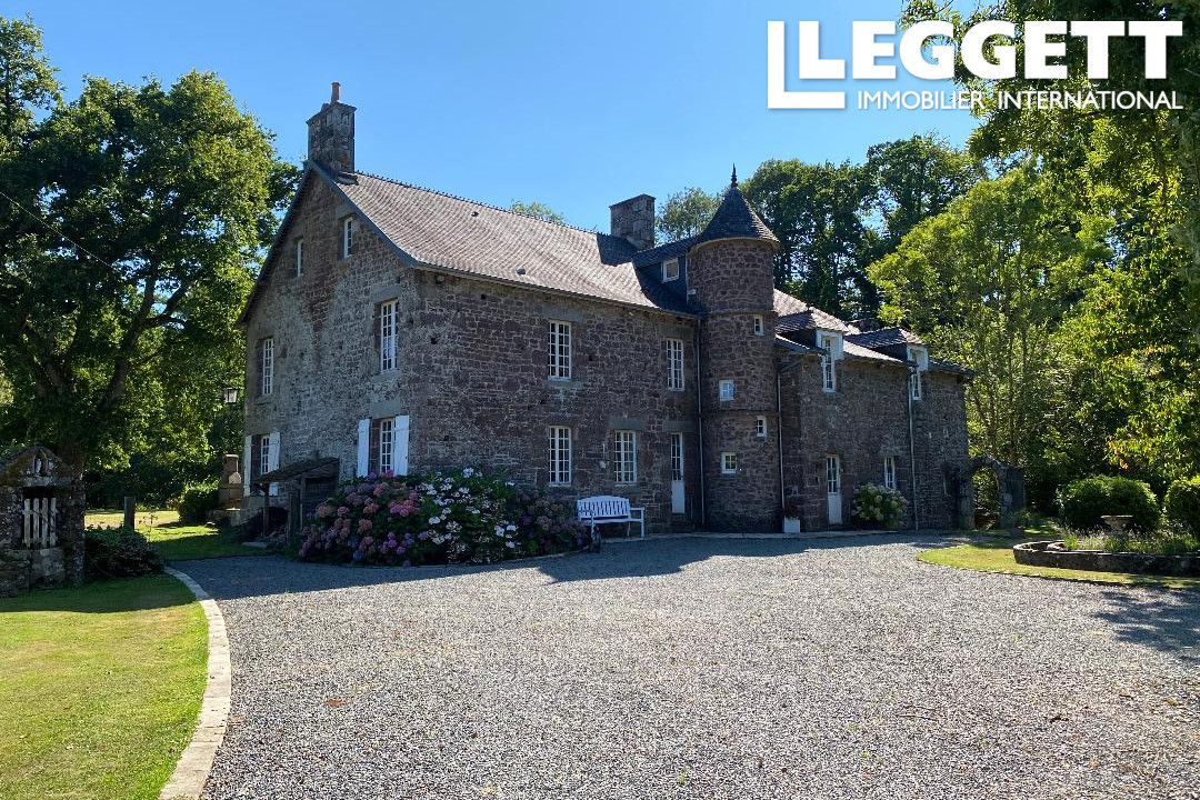 Maison 8 pièces 300 m² · à Hambye · 300 m² · 550 000 €